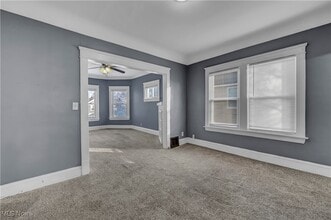 1290 Hall Ave in Lakewood, OH - Building Photo - Building Photo
