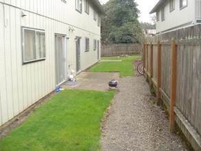 3530 W Amazon Dr in Eugene, OR - Building Photo - Building Photo