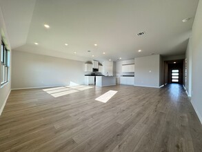 2010 Sycamore Ridge Trl in Van Alstyne, TX - Building Photo - Building Photo