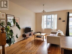 302 Glenbrae Ave in Ottawa, ON - Building Photo - Building Photo