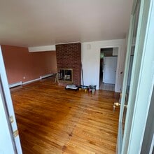 15 Acer Heights Rd in Claremont, NH - Foto de edificio - Building Photo