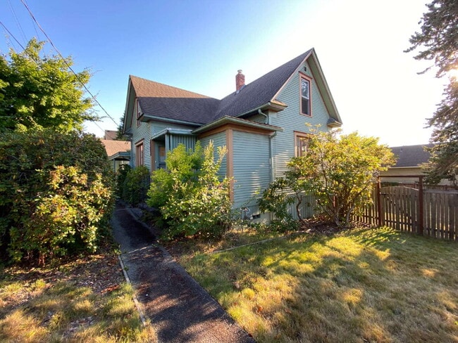 property at 2314 Harris Ave