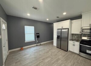 9815 Garcroft St in Houston, TX - Building Photo - Building Photo