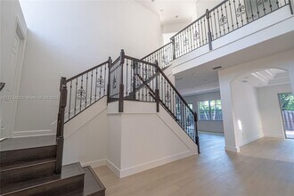 11213 NW 71st Terrace in Doral, FL - Building Photo - Building Photo