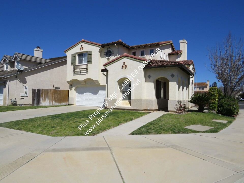 2662 Niverth Pl in Santa Maria, CA - Building Photo
