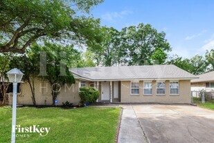 4610 Anice St in Houston, TX - Building Photo