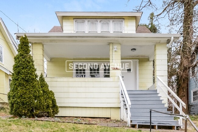 property at 4692 Winton Rd