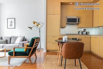 1600 Broadway in New York, NY - Building Photo - Building Photo