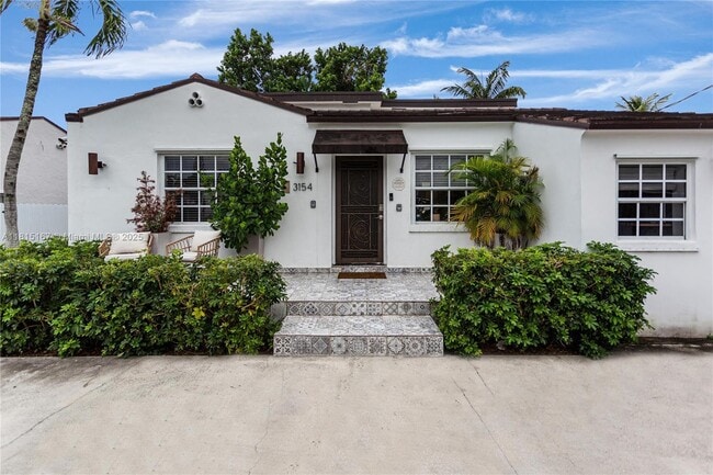 property at 3154 SW 5th St
