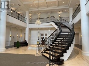 25 Greenview Ave in Toronto, ON - Building Photo - Building Photo