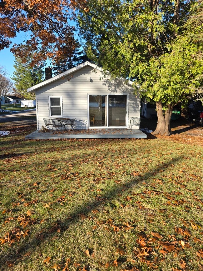 property at 3255 N Lakeshore Dr