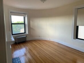 510 Beacon St, Unit 504-00 in Boston, MA - Building Photo - Building Photo