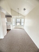 728 W San Antonio St in Lockhart, TX - Building Photo - Building Photo