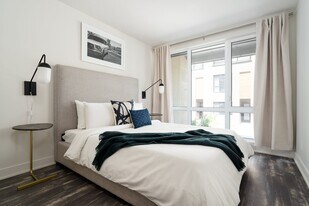 2085 Av. Papineau in Montréal, QC - Building Photo