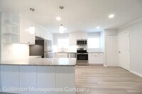 3134 W 44 Terrace photo'