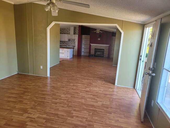 715 Briar Ridge Way in Greer, SC - Building Photo - Building Photo