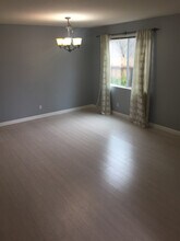 2371 Stone River Ct in Gold River, CA - Building Photo - Building Photo