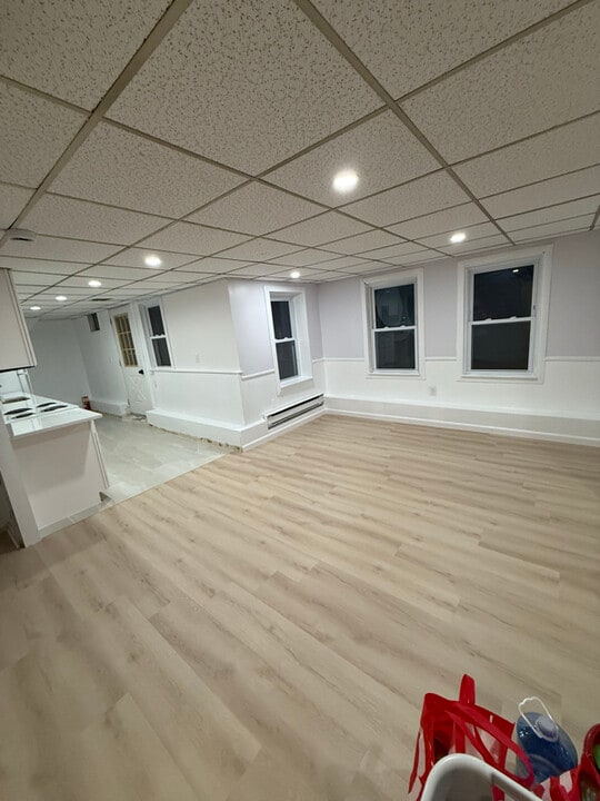 40 Village St in Reading, MA - Building Photo