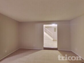 5452 Pineridge Dr NE in Bremerton, WA - Building Photo - Building Photo