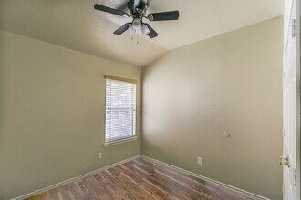 22450 Highland Point Ln in Spring, TX - Building Photo - Building Photo