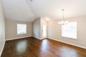 10975 Campus Heights Ln in Jacksonville, FL - Building Photo - Building Photo