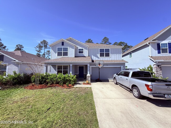 property at 2563 Lantana Ln