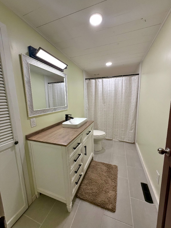 68247 OH-56 in New Plymouth, OH - Foto de edificio - Building Photo