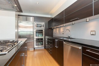 207 King St-Unit -414 in San Francisco, CA - Building Photo - Building Photo