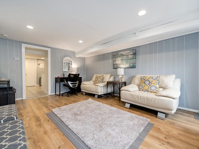 1424 W Diversey Pkwy in Chicago, IL - Building Photo - Building Photo