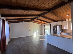 1502 Cottonwood Ave in Redding, CA - Building Photo - Building Photo