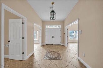 2015 SE 12th St in Cape Coral, FL - Building Photo - Building Photo