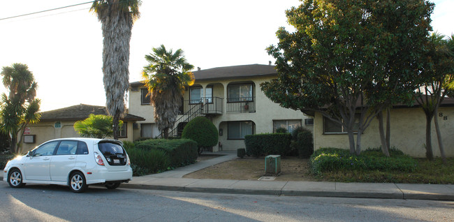 88 W 9TH St in Gilroy, CA - Foto de edificio - Building Photo