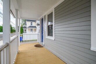 316 Reef Rd in Fairfield, CT - Building Photo - Building Photo