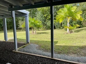 565 Putnam County Blvd in East Palatka, FL - Foto de edificio - Building Photo
