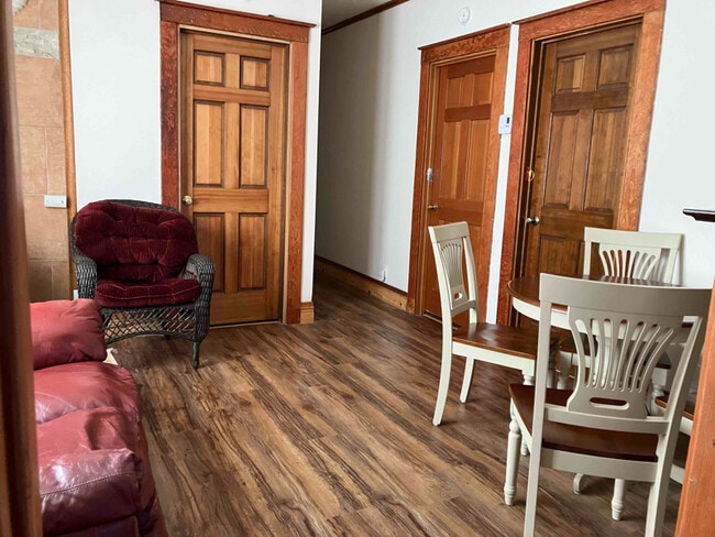 property at 30 W Etruria St