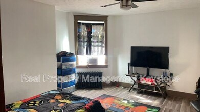 1247 Chartiers Ave in Mckees Rocks, PA - Building Photo - Building Photo