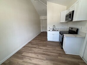 12094 Coachman Ln in Moreno Valley, CA - Building Photo - Building Photo