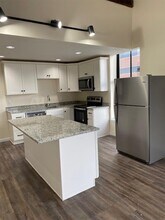 1181 Elm St in Manchester, NH - Building Photo - Building Photo