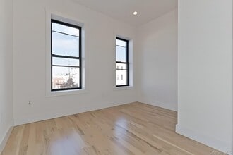78 Hull St in Brooklyn, NY - Building Photo - Building Photo