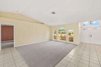 4122 SW 17th Pl in Cape Coral, FL - Building Photo - Building Photo