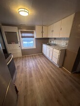 2114 W 40th St in Cleveland, OH - Building Photo - Building Photo