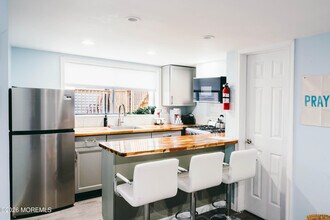 13 Decatur Ave in Seaside Park, NJ - Building Photo - Building Photo