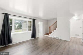 45629 Frank Hayden Ln in California, MD - Building Photo - Building Photo