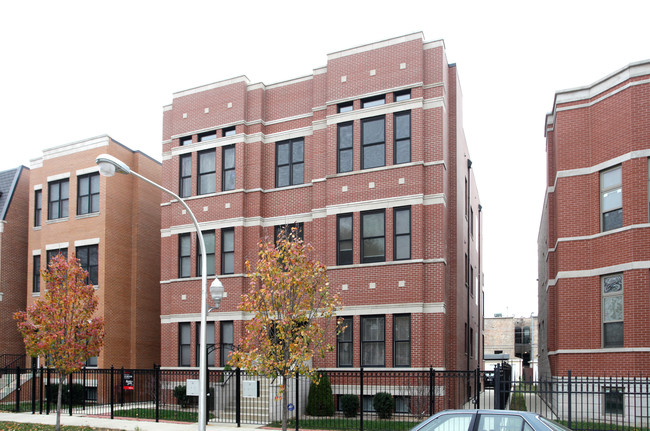 3333 S Prairie Ave in Chicago, IL - Building Photo - Building Photo