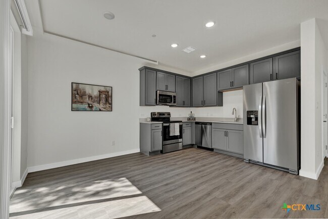 104 Creekside Trail in Kyle, TX - Building Photo - Building Photo