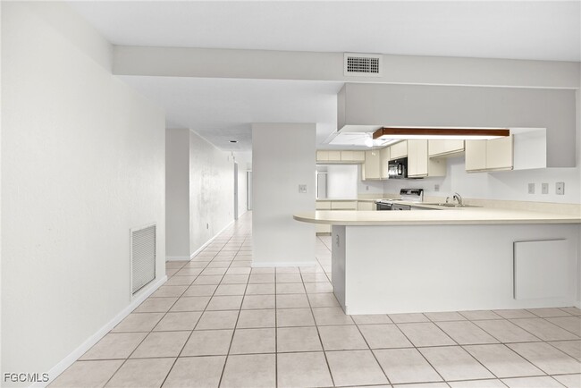 property at 4019 SE 20th Pl