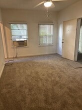 Colorado, 461 in Glendale, CA - Building Photo - Interior Photo