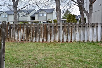 6710 Douglas St in Boise, ID - Building Photo - Building Photo