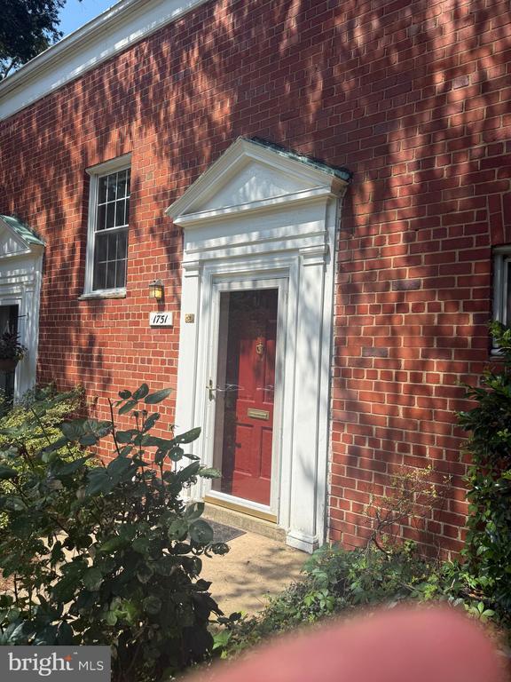 property at 1751 Preston Rd