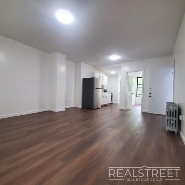 25 Park St-Unit -3 in Brooklyn, NY - Building Photo - Building Photo